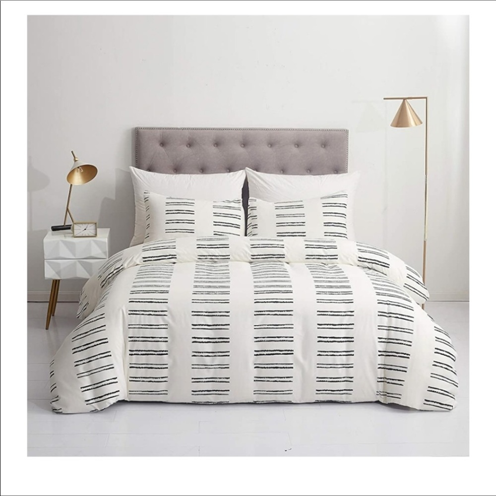 🆕️ Hypoallergenic Microfiber Duvet Set Queen
